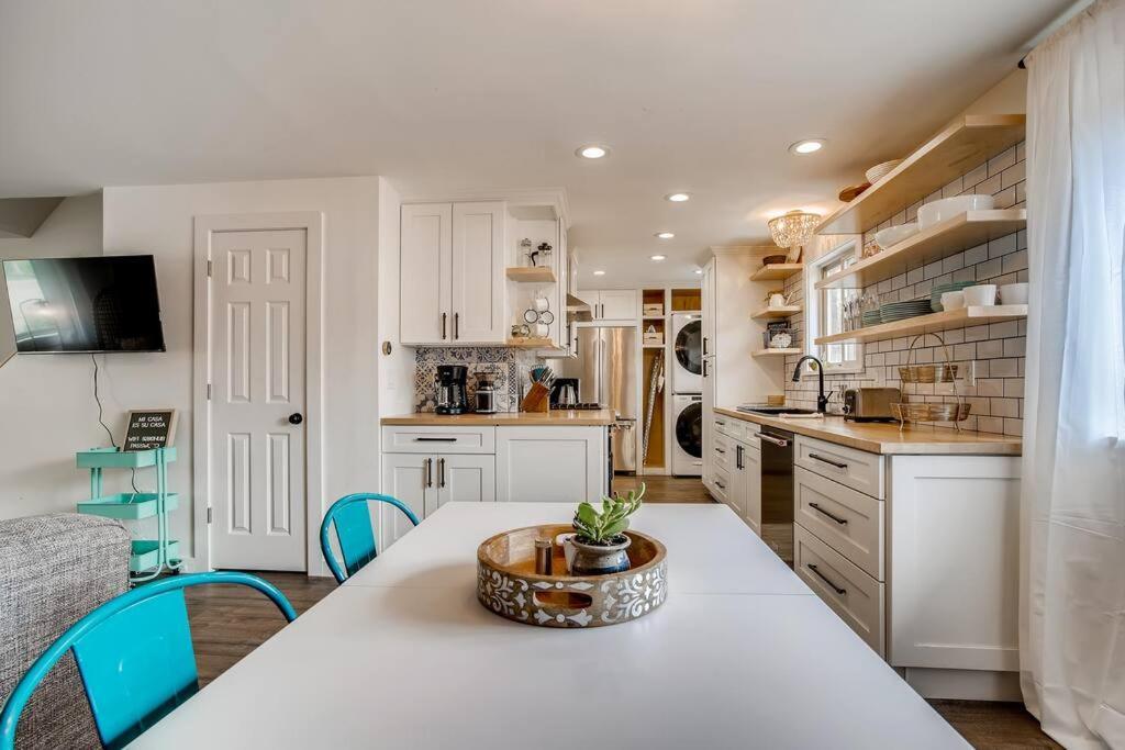 Family Townhome Near Mountains & Olde Town Arvada Eksteriør bilde